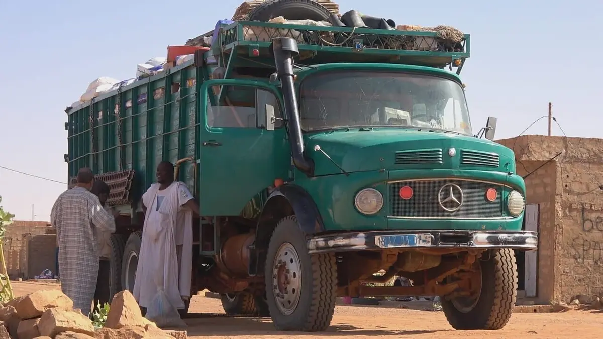 Les routes de l'impossible Mauritanie, les convoyeurs du désert