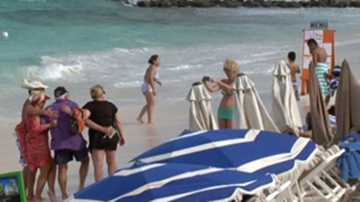 Les routes du crime S02E02 Saint-Martin, avis de tempête au paradis