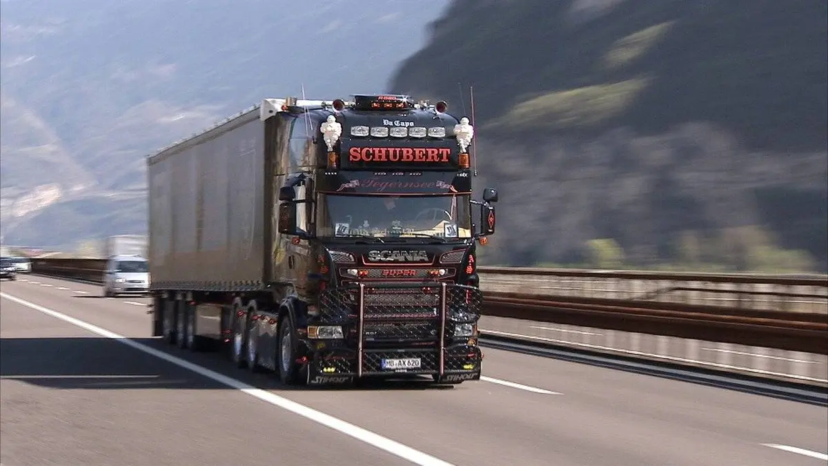 Les routiers de l'extrême S09E03 Transport sous haute tension