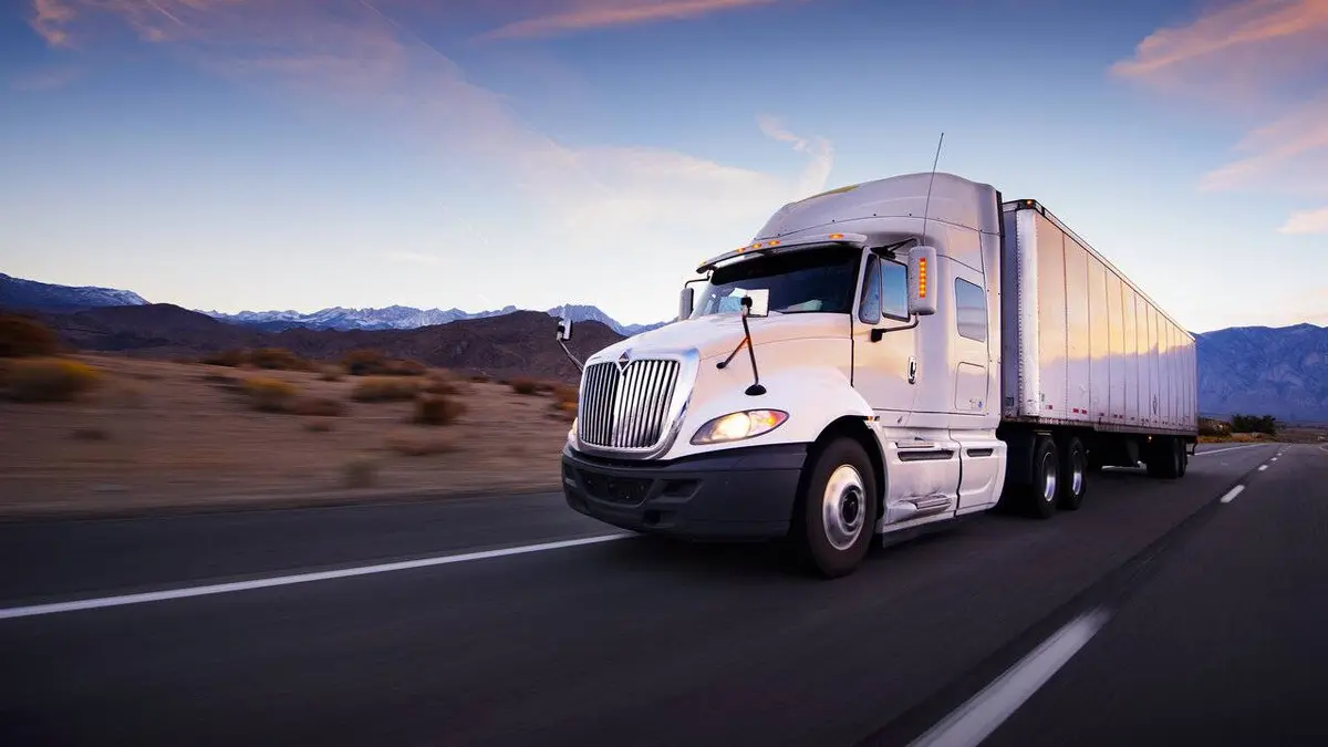 Les routiers de l'extrême S10E03 Tournée Italienne