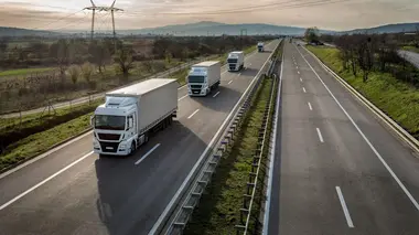 Les routiers : profession chauffeur poids lourd Romain et Jean-Michel