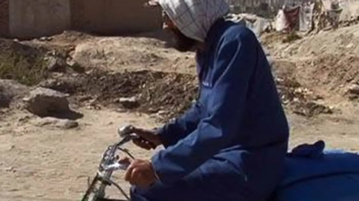 Les rues de Kaboul E01 Une journée du facteur Khan Agha