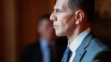 Les sauvages S01E05