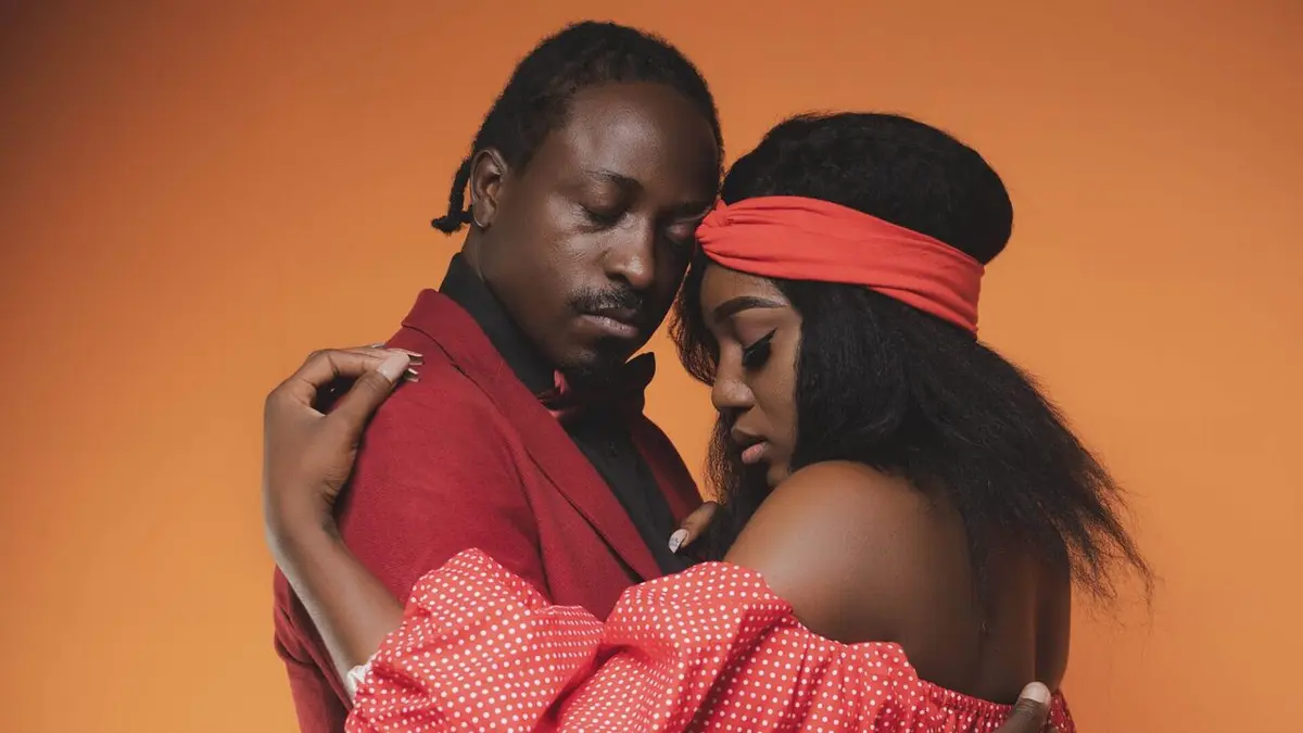 Les secrets de l'amour S01E08 Double relation