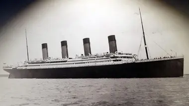 Bête du Gévaudan / Le miracle de Spanish Fork / L'hostie de Buenos Aires / Le Titanic