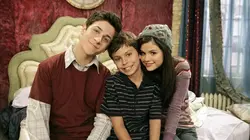 Les sorciers de Waverly Place  S01E10 Zappe le bouton !