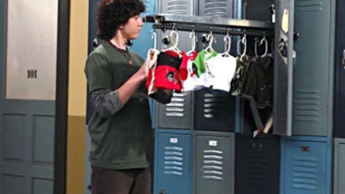 Les sorciers de Waverly Place S01E05 Une soirée désenchantée