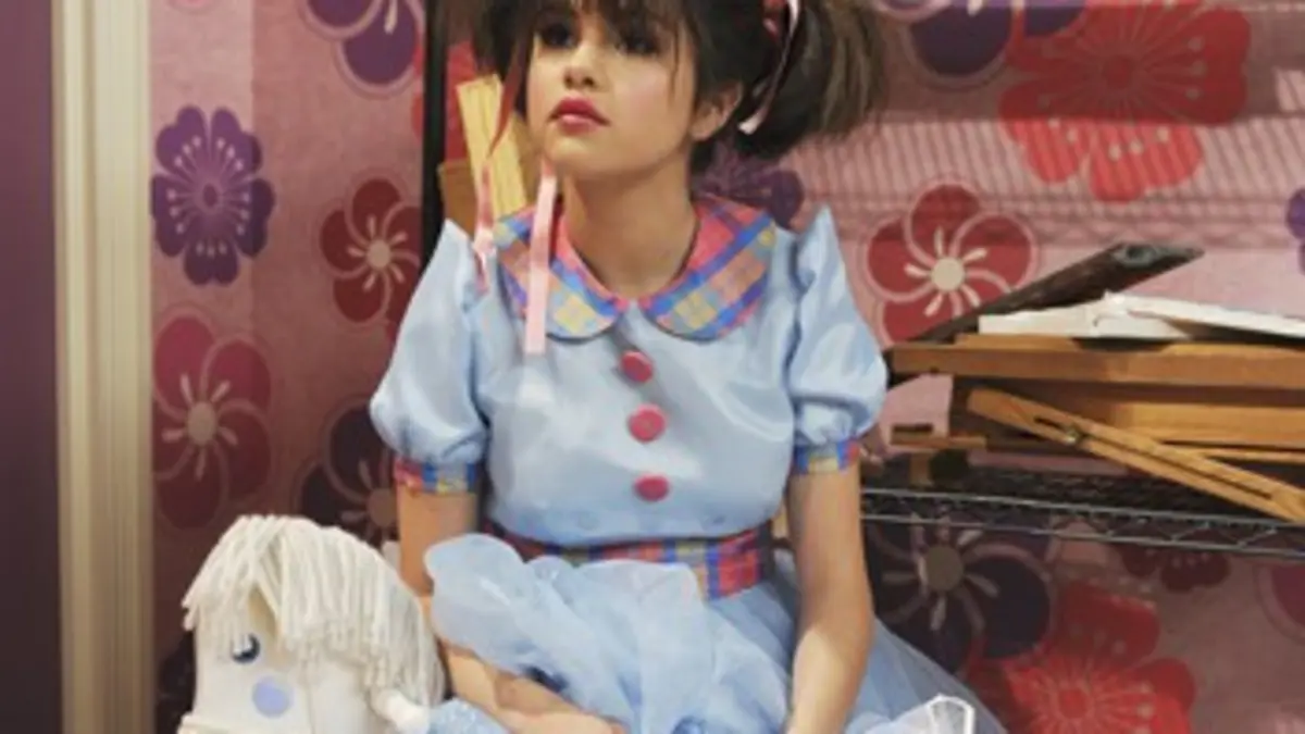 Les sorciers de Waverly Place S03E06 La maison de poupée