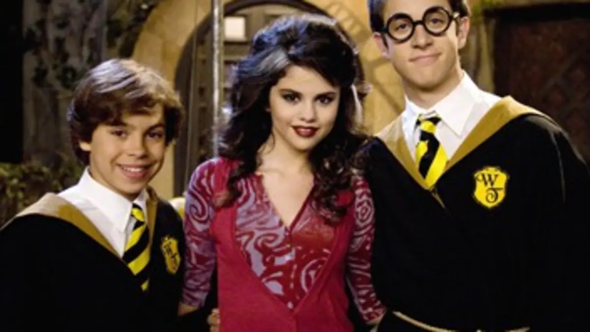 Les sorciers de Waverly Place S02E07 Magie Tech en péril