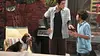 Jerry Russo dans Les sorciers de Waverly Place S01E08 Attention chien dragon (2007)