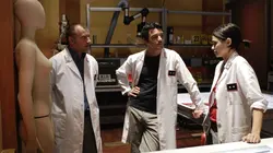 Les spécialistes : investigation scientifique S04E07 L'avertissement