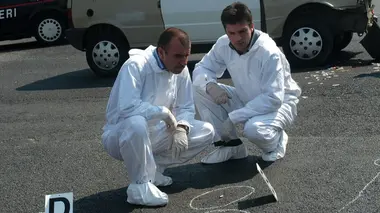 Les spécialistes : investigation scientifique S03E14 Virus inconnu