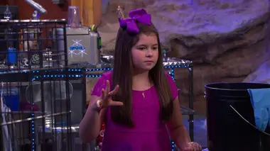 L'inspecteur bleu mène l'enquête