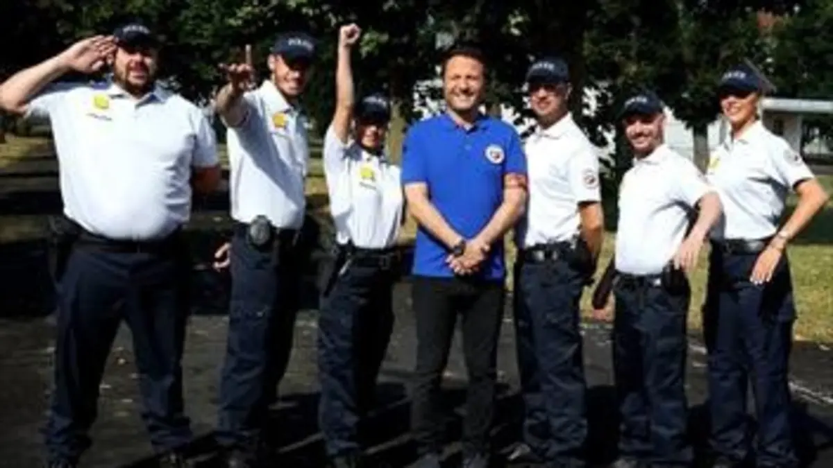 Les touristes Mission école de police