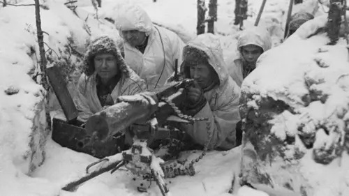 Les tournants de la 2e Guerre mondiale Avis de tempête