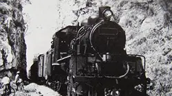 Les trains de combat S01E08 Au plus près du pouvoir