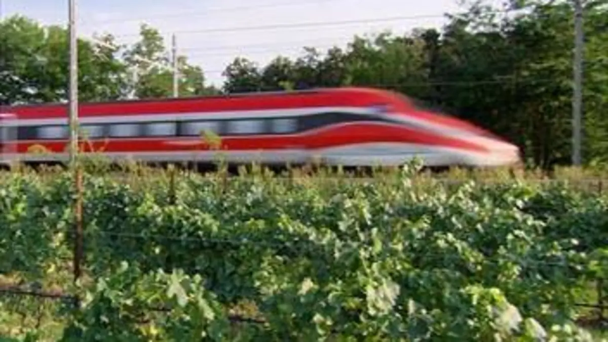 Les trains de l'extrême S03E01 La Ferrari du rail