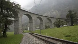 Les trains de l'impossible S01E04 En altitude