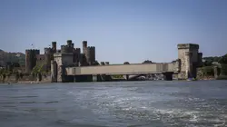 Les trains de l'impossible S02E02 Franchir les précipices