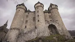 Casting Les traîtres S02E01