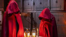 Les traîtres S05E01