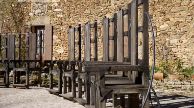 Les traîtres S03E09