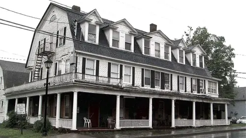 Les traqueurs de fantômes Les puits de l'horreur