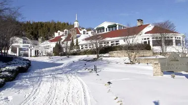 Les traqueurs de fantômes L'hôtel des glaces