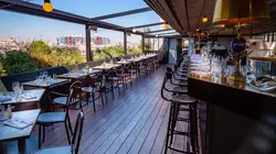 Les très très bons restaurants insolites