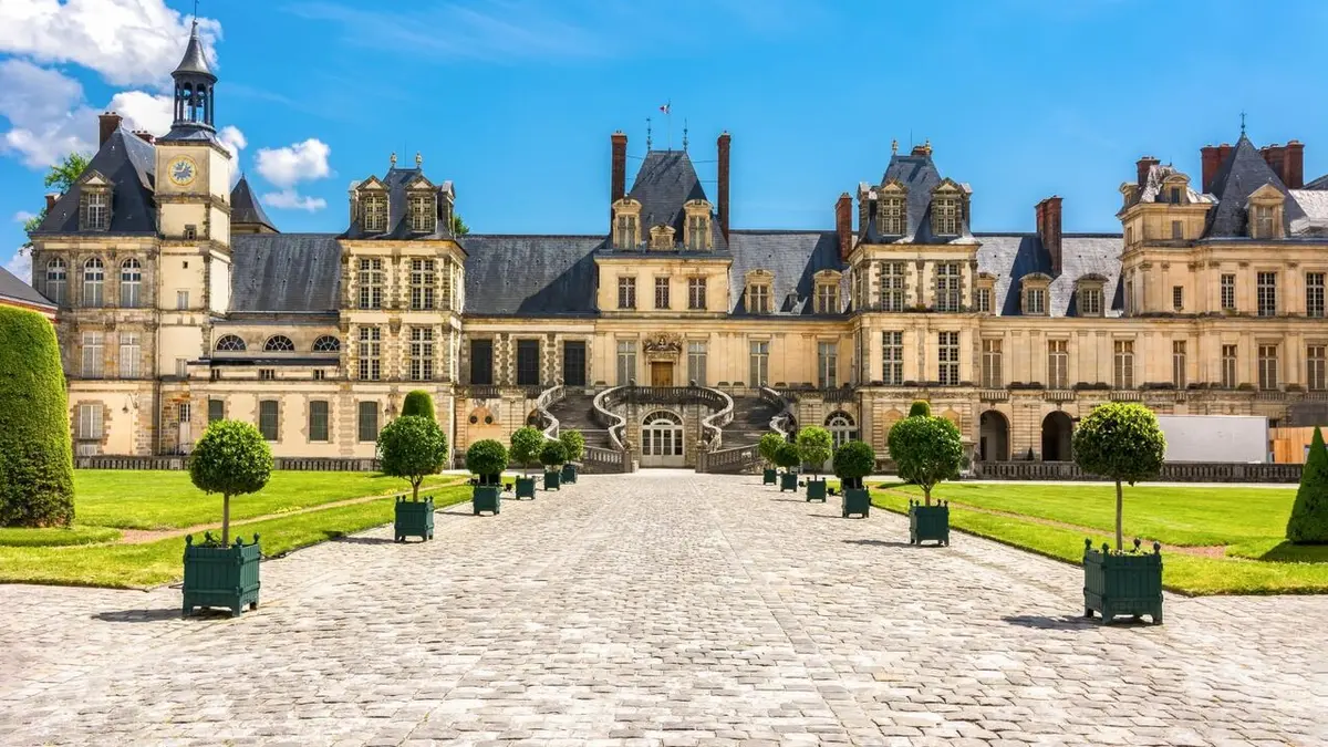 Les trésors du château de Fontainebleau replay