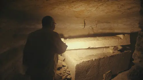 Les trésors perdus de la Vallée des Rois Les mystères des pyramides