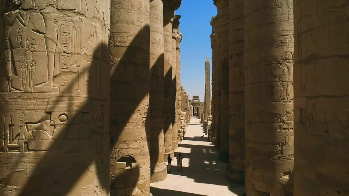 Les trésors perdus de la Vallée des Rois Cléopâtre, le dernier pharaon d'Égypte