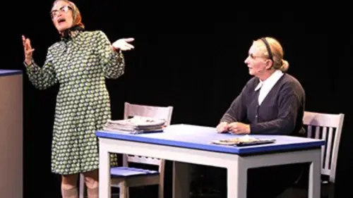 Casting Les Vamps : Vamp in the Kitchen