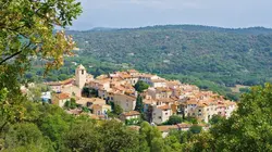 Les villages perchés du massif des Maures