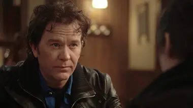 Leverage S04E01 Le coup du camp de base