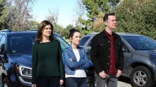 Life in Pieces S01E19 Le fléau / La guerre / La famine / La mort en streaming