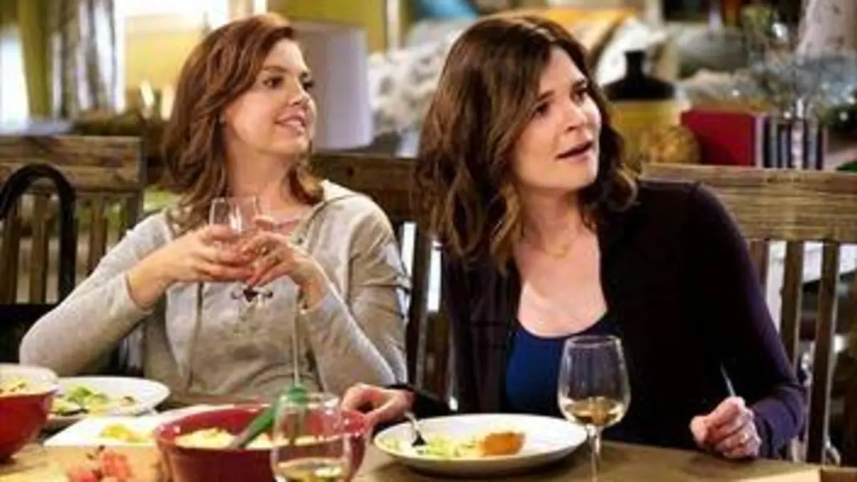 Life in Pieces S02E20 Oreille / Mépris / Liste de mariage / Manuscrit