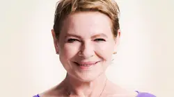 Life in Pieces  S03E04 Testostérone / Martyre / Stone / Le couteau