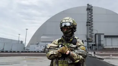 Ligne rouge : Tchernobyl, une centrale en otage