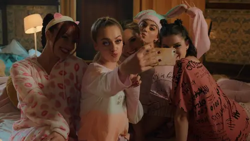 #LikeMe S04E11 #Soiréepyjama replay