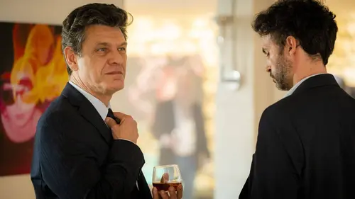 Loin de chez moi E01