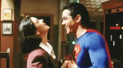 Loïs et Clark, les nouvelles aventures de Superman S04E01 L'invasion de la terre