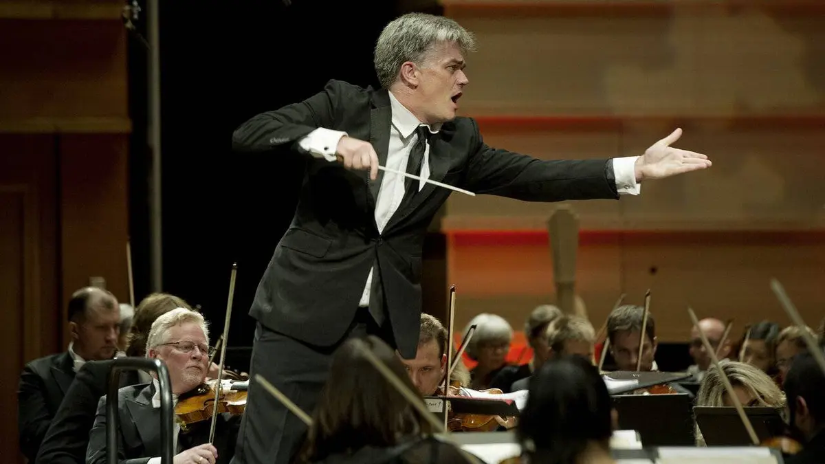 London Philharmonic Orchestra, Edward Gardner, Patricia Kopatchinskaja Tippett, Enescu, Elgar