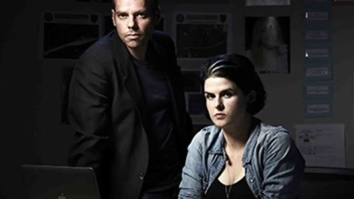 Long Island : une saison pour tuer S01E01 Qui se cache derrière L.I.S.K. ?