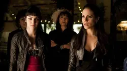 Lost Girl S01E10 Saskia