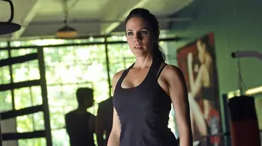 Lost Girl S02E13 La lune de sang