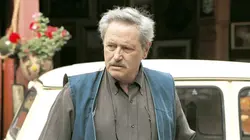 Louis la Brocante S09E01 Louis et le chapitre manquant