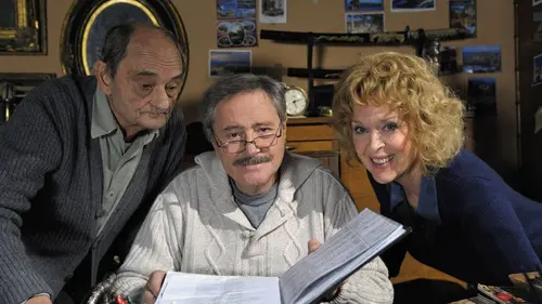 Louis la Brocante S11E01 Louis voit double