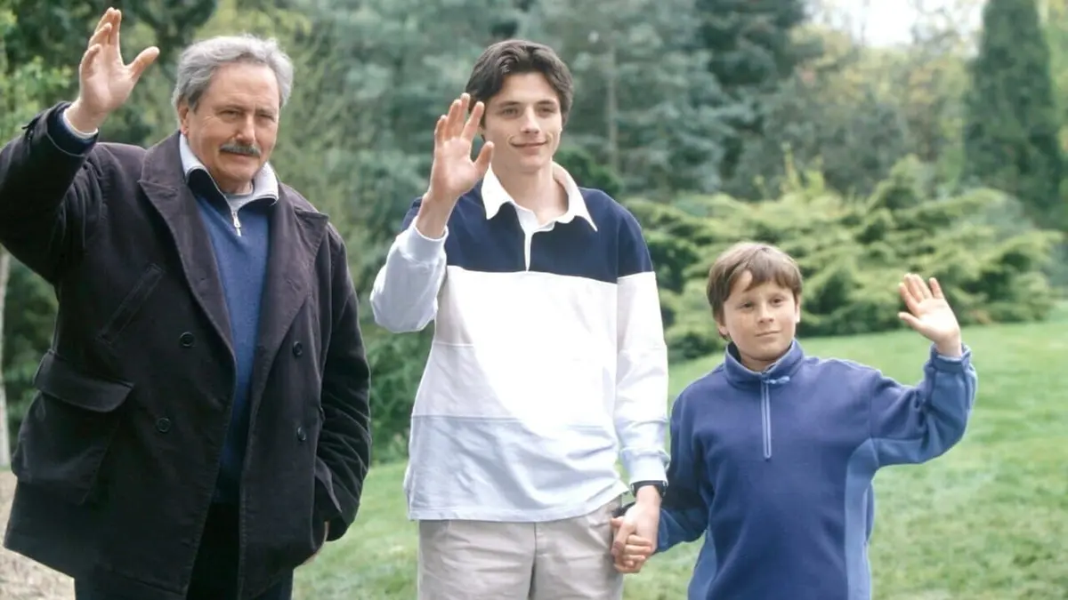 Louis la Brocante S03E05 Louis et les enfants perdus