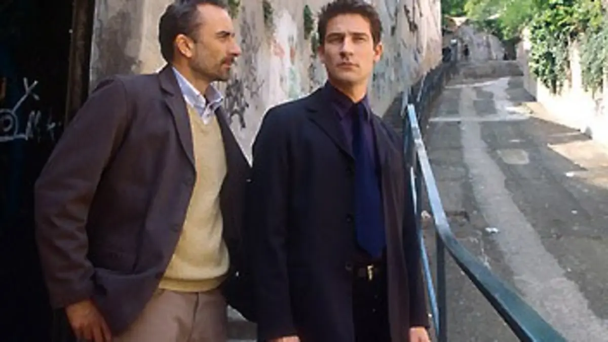 Lyon police spéciale S01E01 L'affaire Paoli